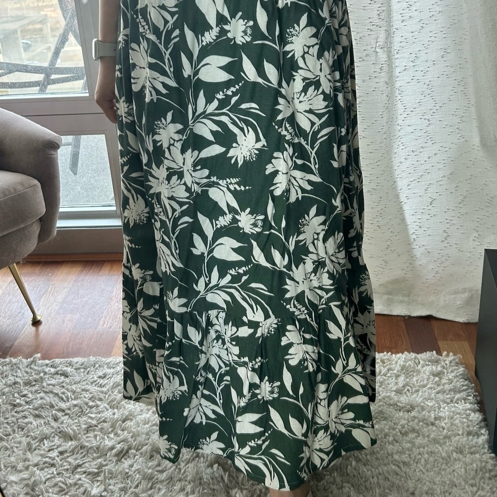 Abercrombie Floral Maxi Skirt in Green and White, MP